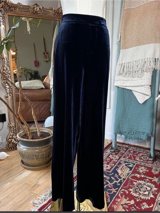 Blank NYC Pants - Blank NYC Midnight Velvet Wide-Leg Pants